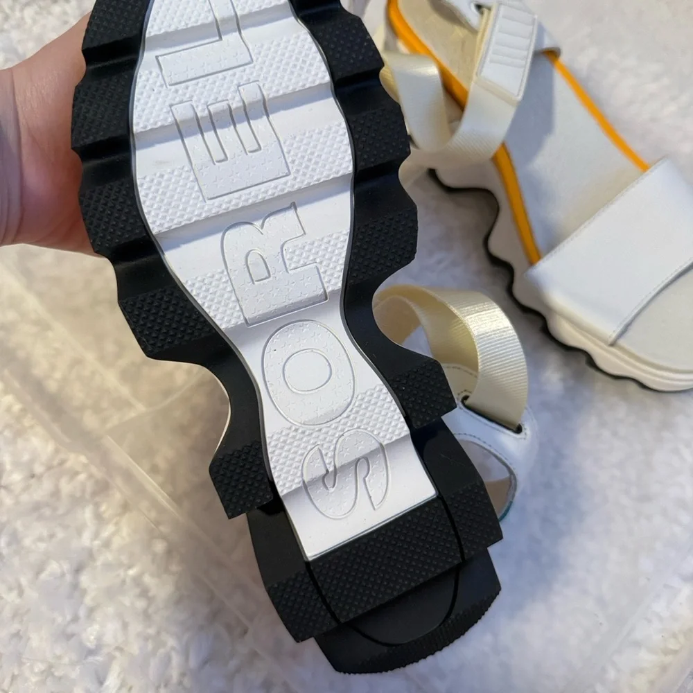Sorel White Sandals with Adjustable Straps